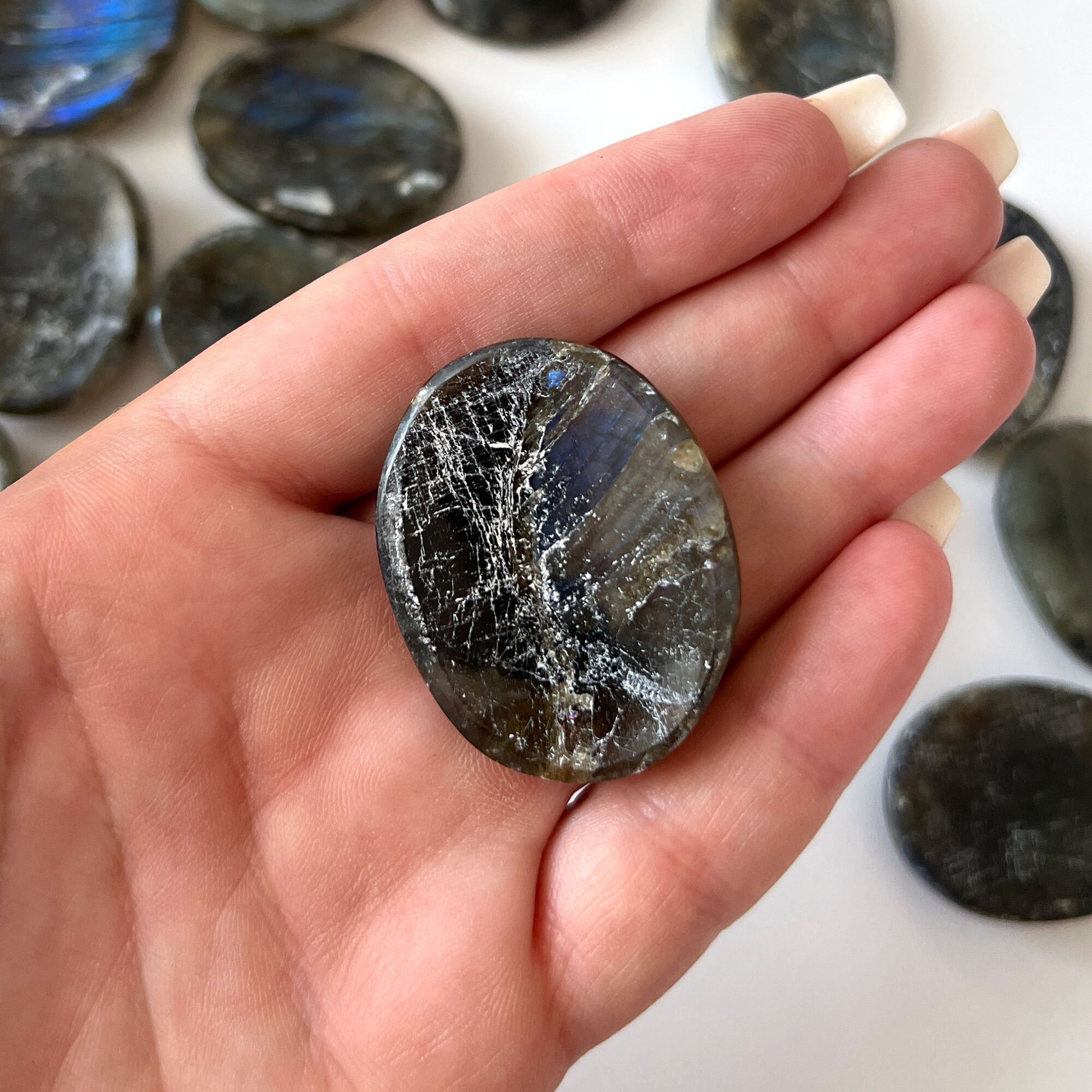 Labradorite Worry Stone | Divine Connection | Crown + Third Eye Chakra | Intuition | Psychic Power - Sole Luna